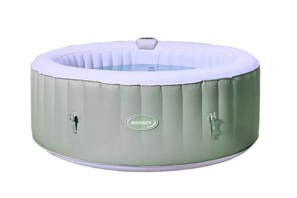Aufblasbarer MARIMEX Whirlpool in rundem Design, außen salbeigrün und innen weiß, mit Wasser befüllt – mobiler Outdoor-Spa für Garten und Terrasse