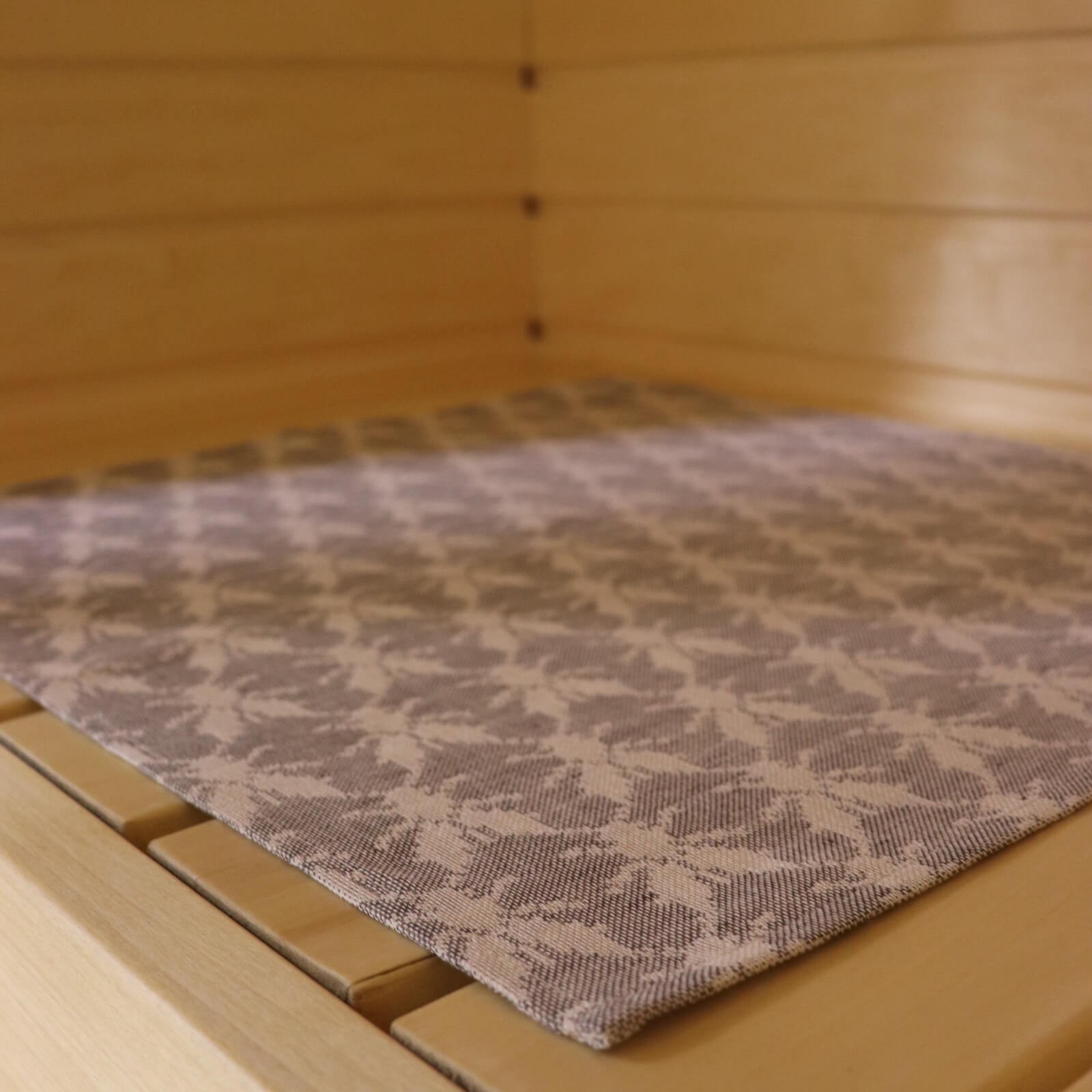 Seating Pad Sauna 45 × 50 cm – Hiiumaa Fly