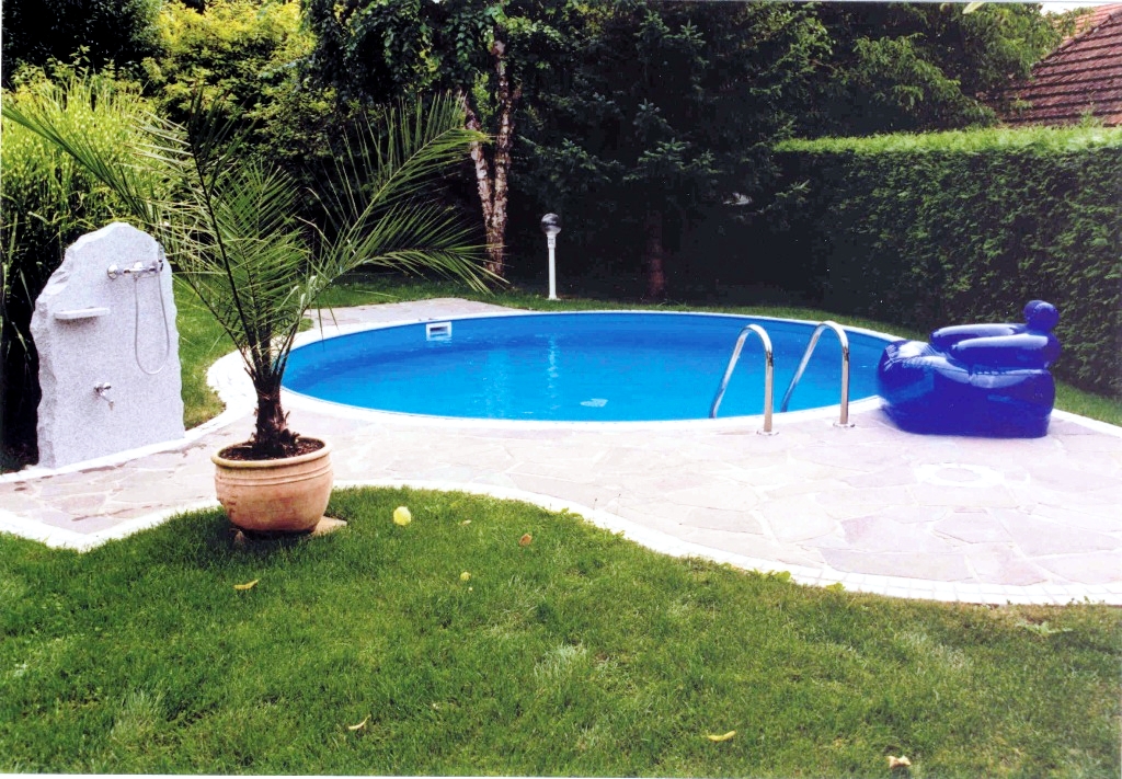 Rundpool (9) Rundpool (9)